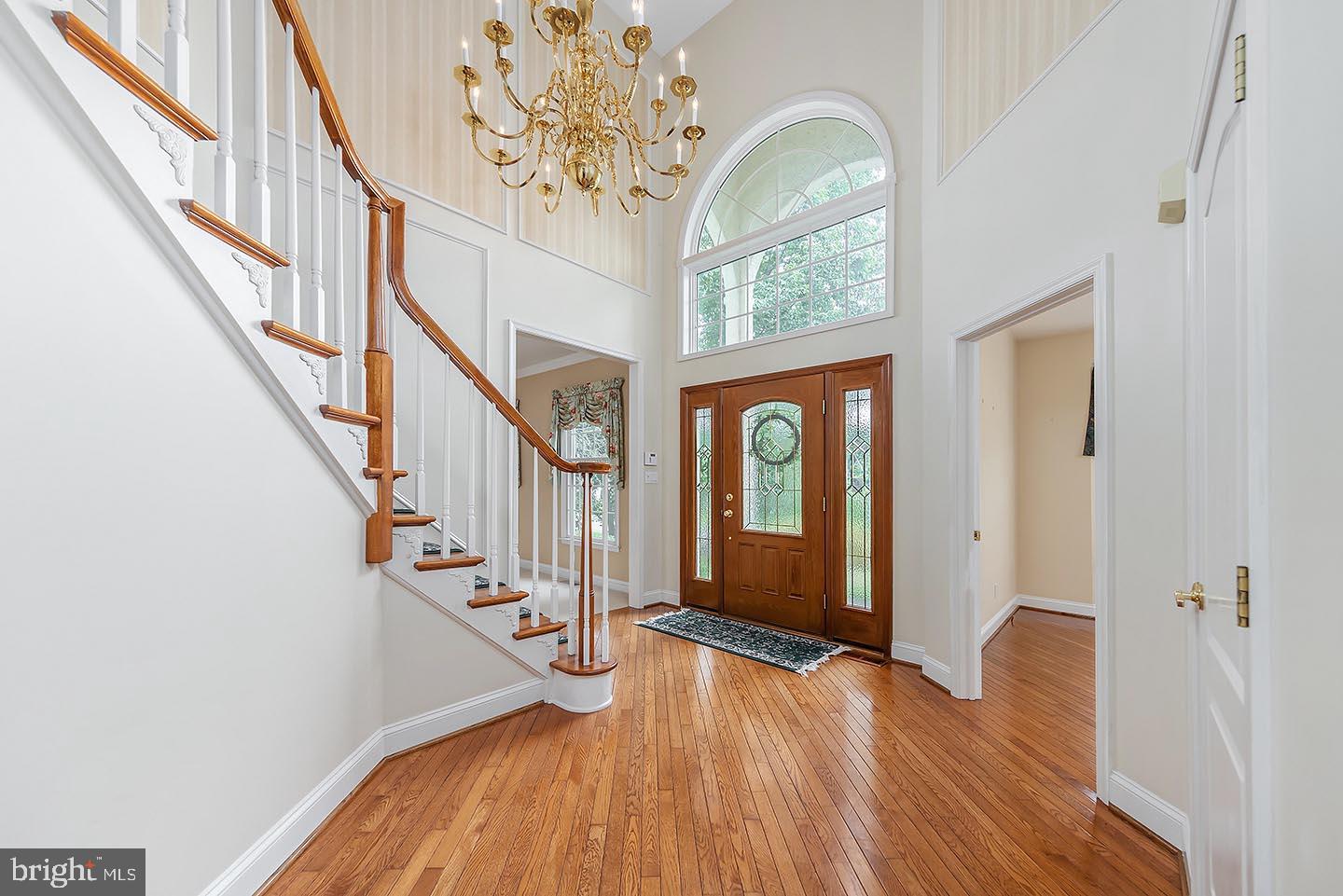 21 WINDING WAY