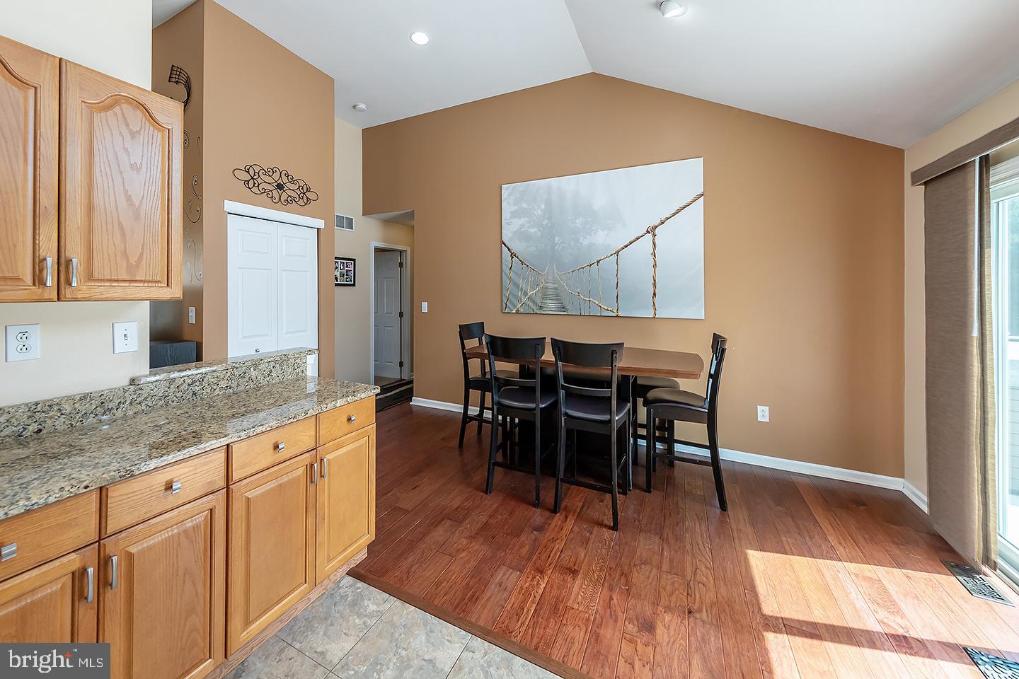 39 MURPHY AVENUE