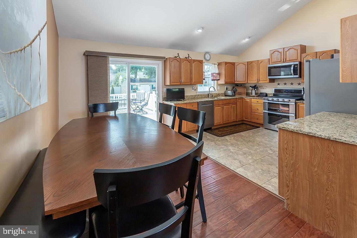 39 MURPHY AVENUE