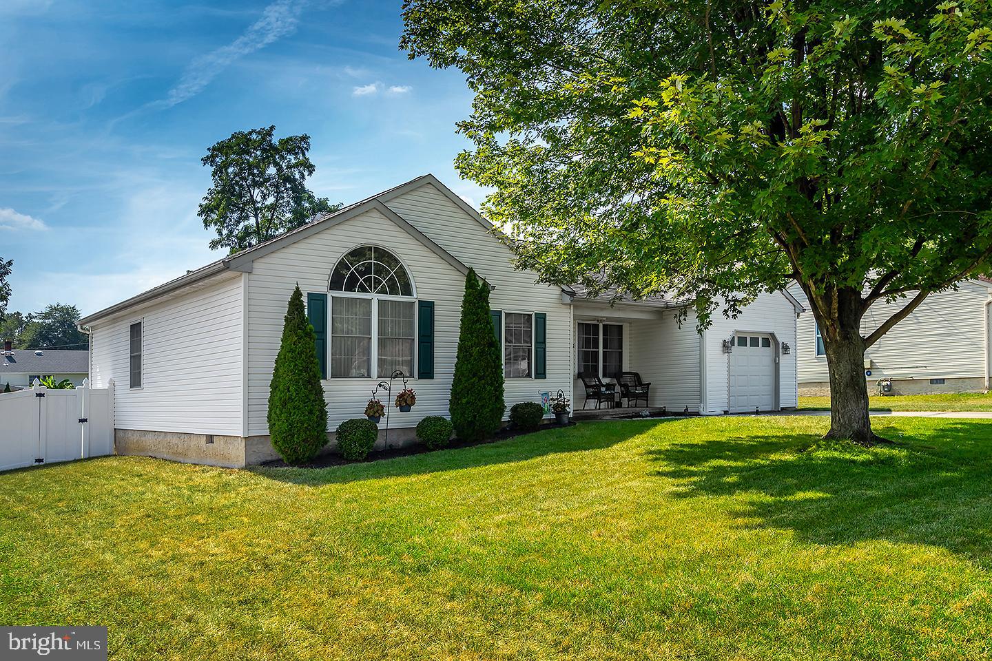 39 MURPHY AVENUE