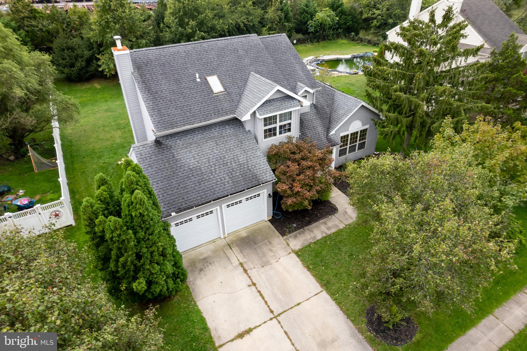 4 Derby DRIVE