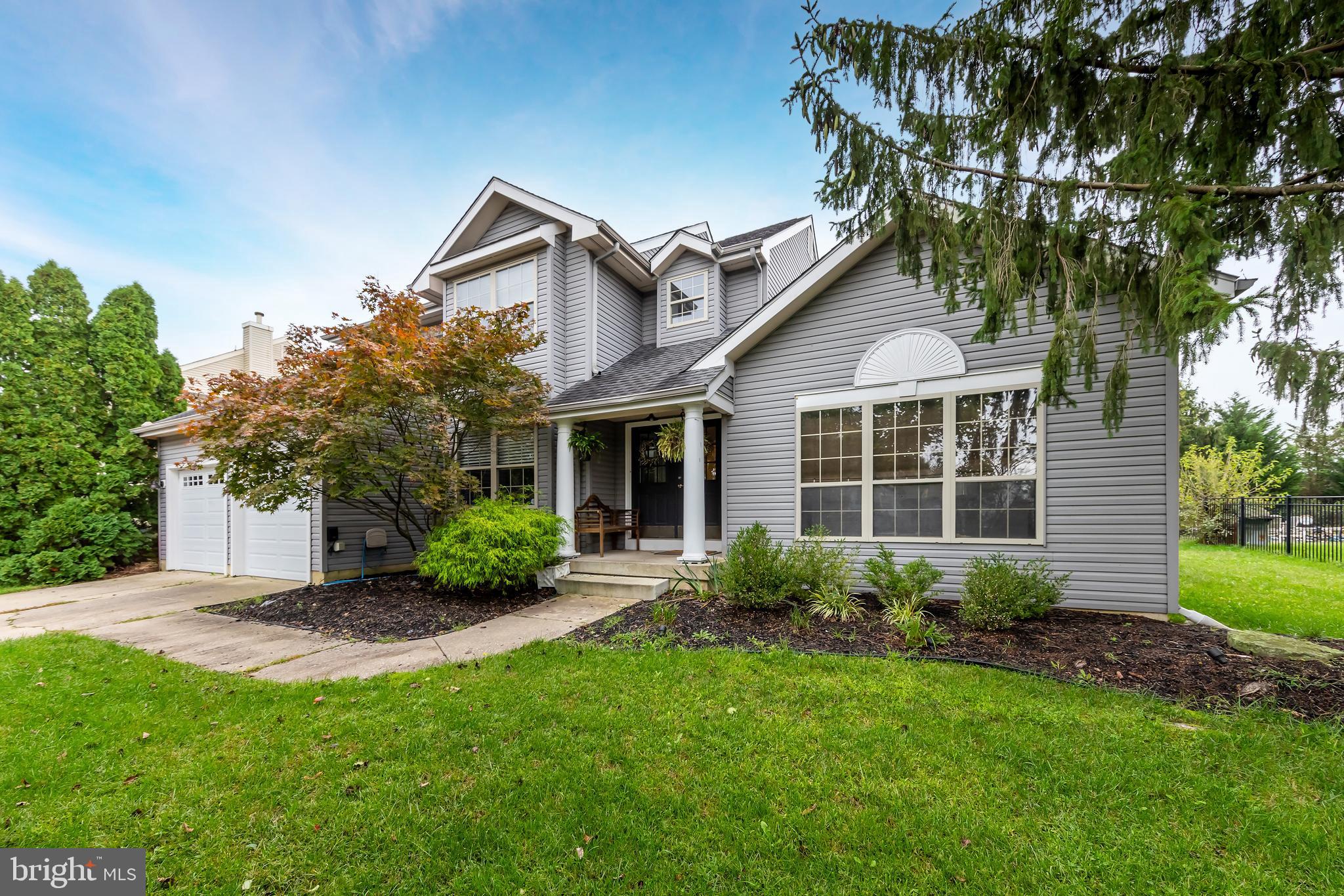 4 Derby DRIVE