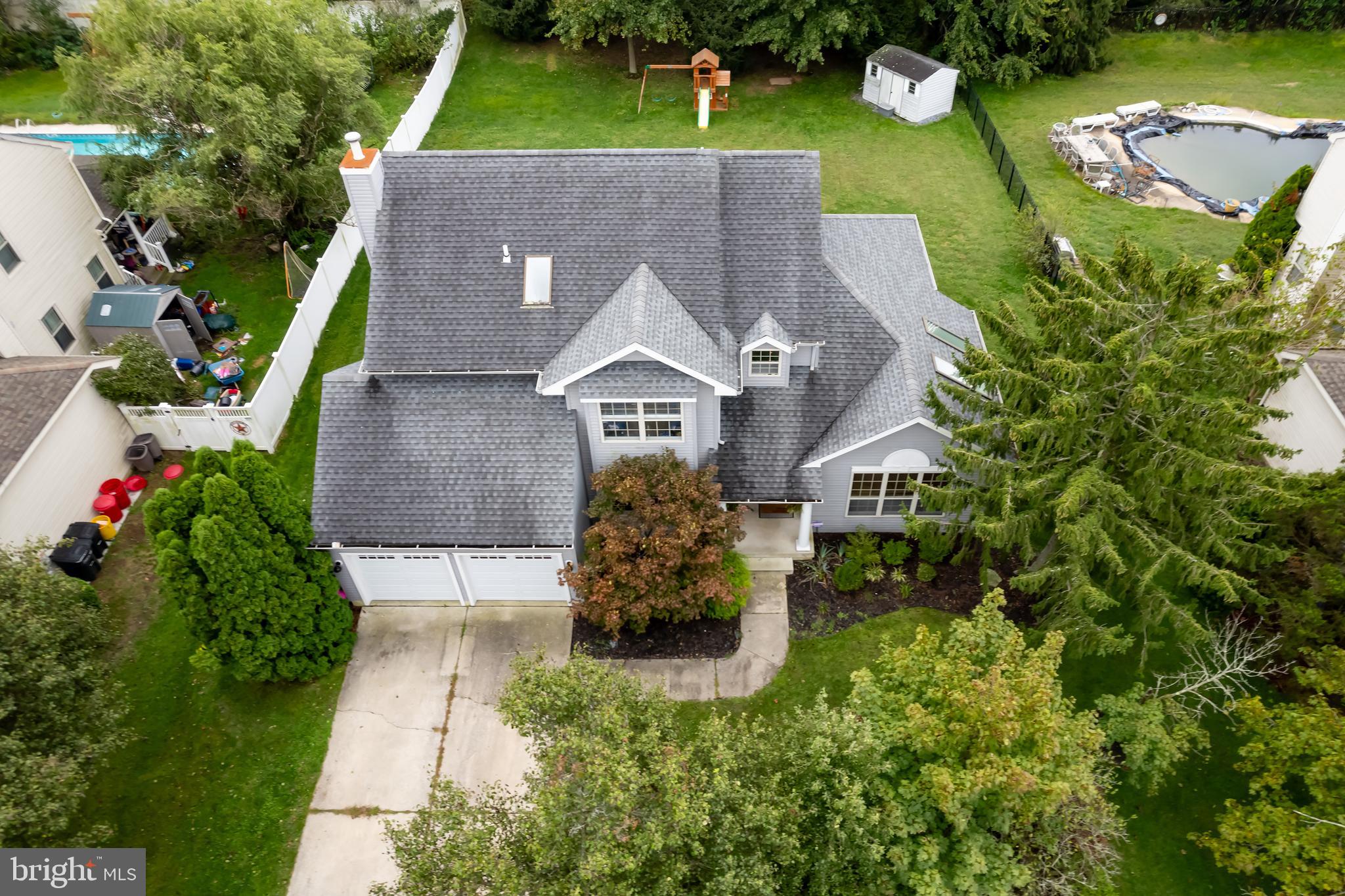 4 Derby DRIVE