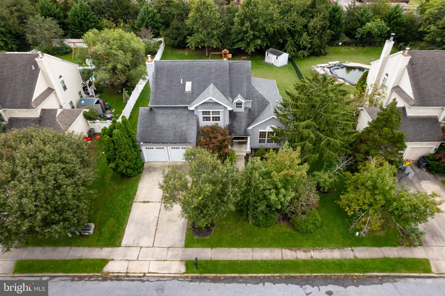 4 Derby DRIVE