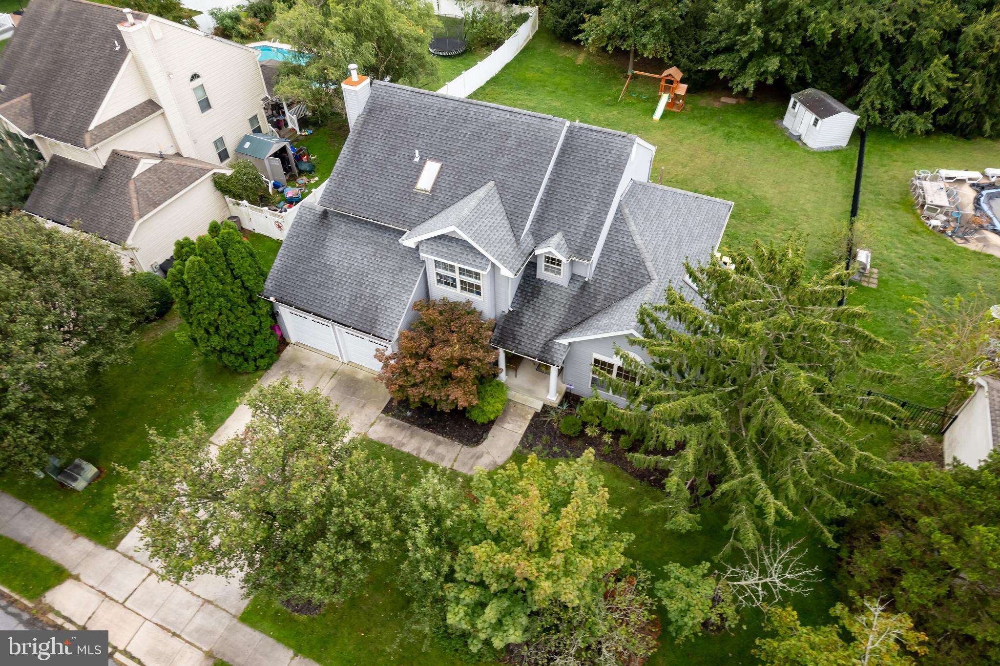 4 Derby DRIVE
