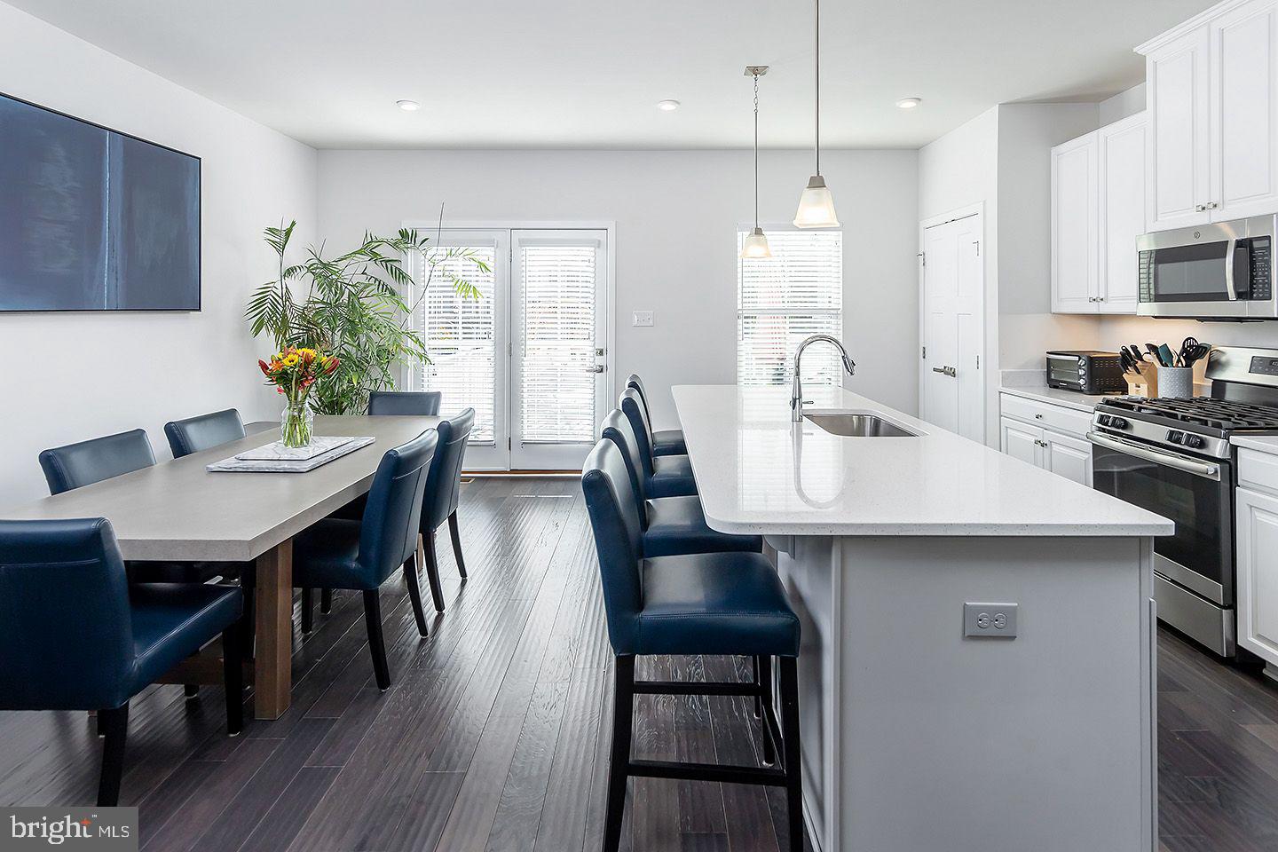 2810 Lamington COURT