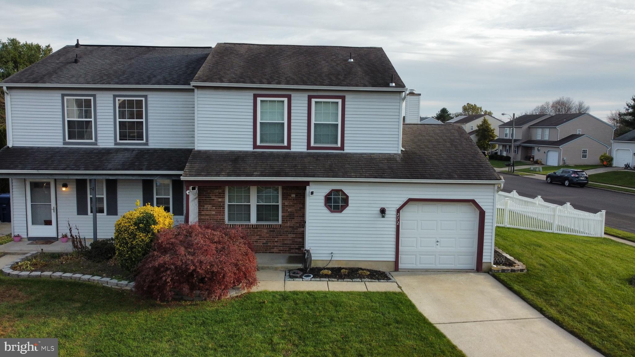 272 Strawbridge LANE