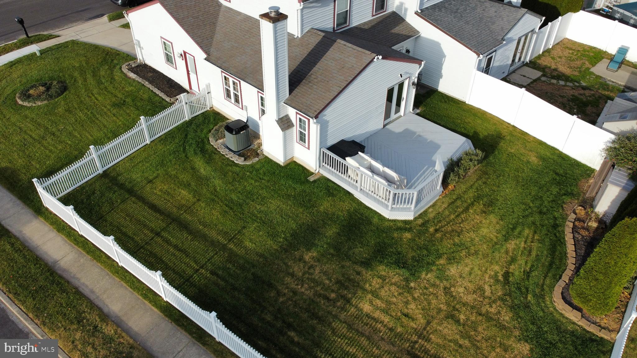 272 Strawbridge LANE