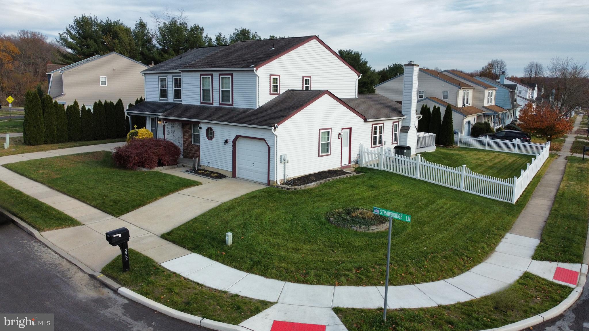 272 Strawbridge LANE