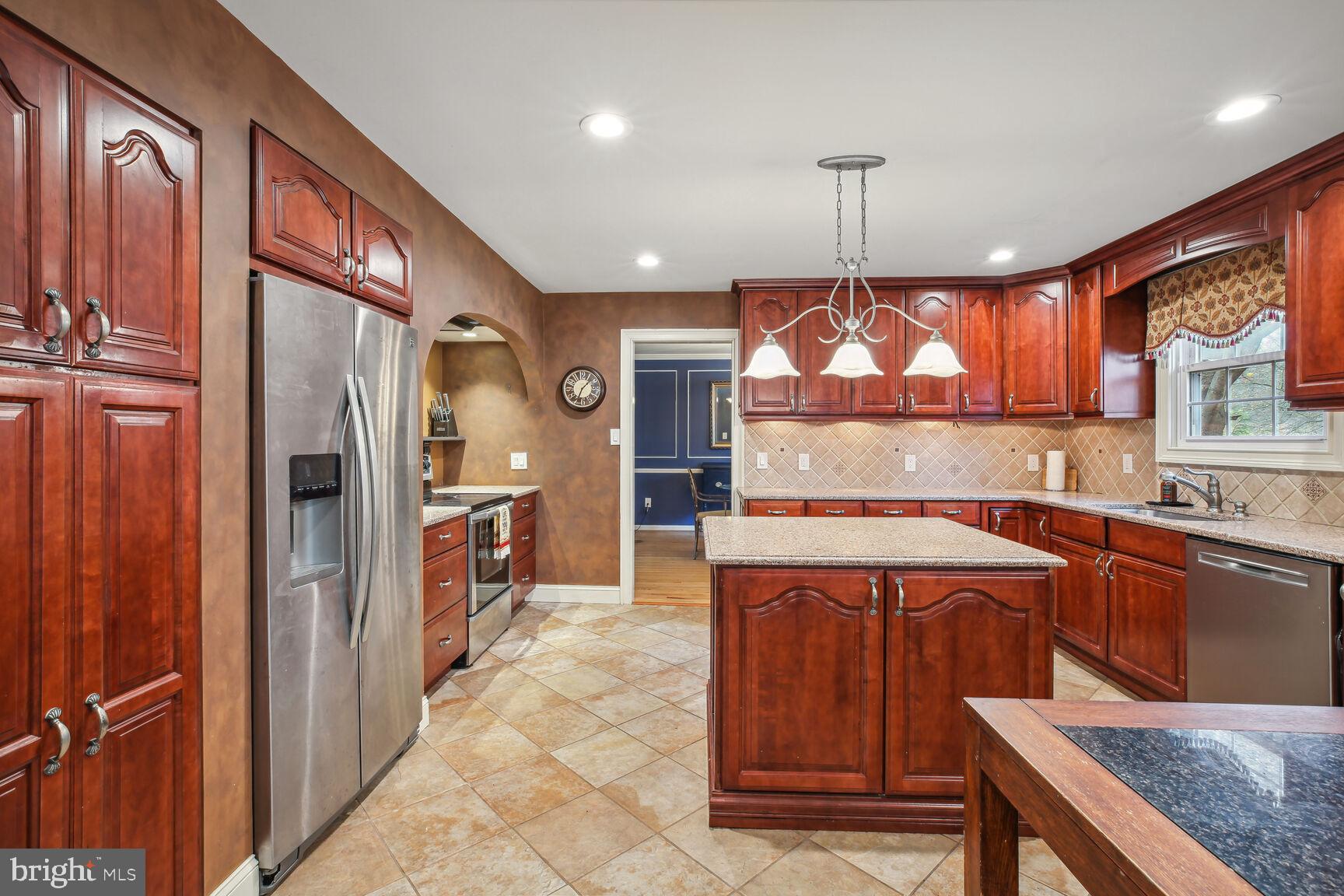307 MOHAWK DRIVE