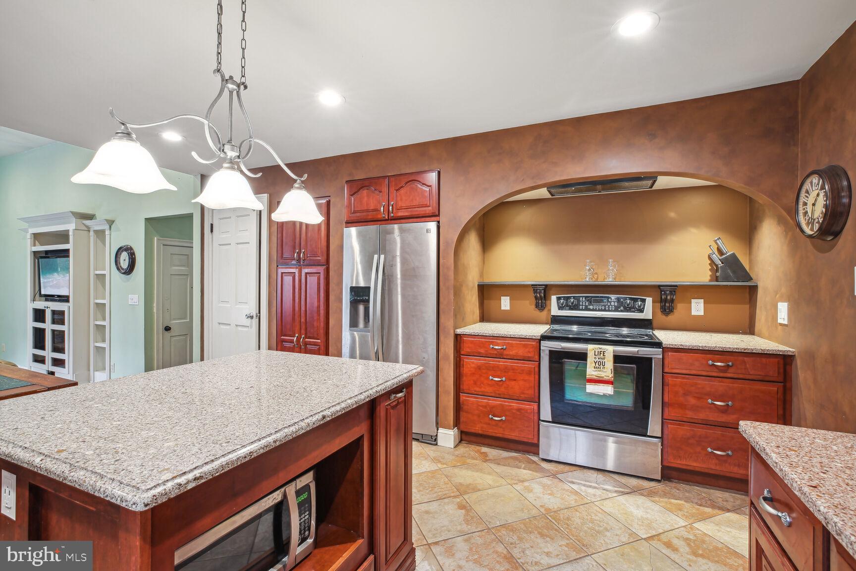 307 MOHAWK DRIVE