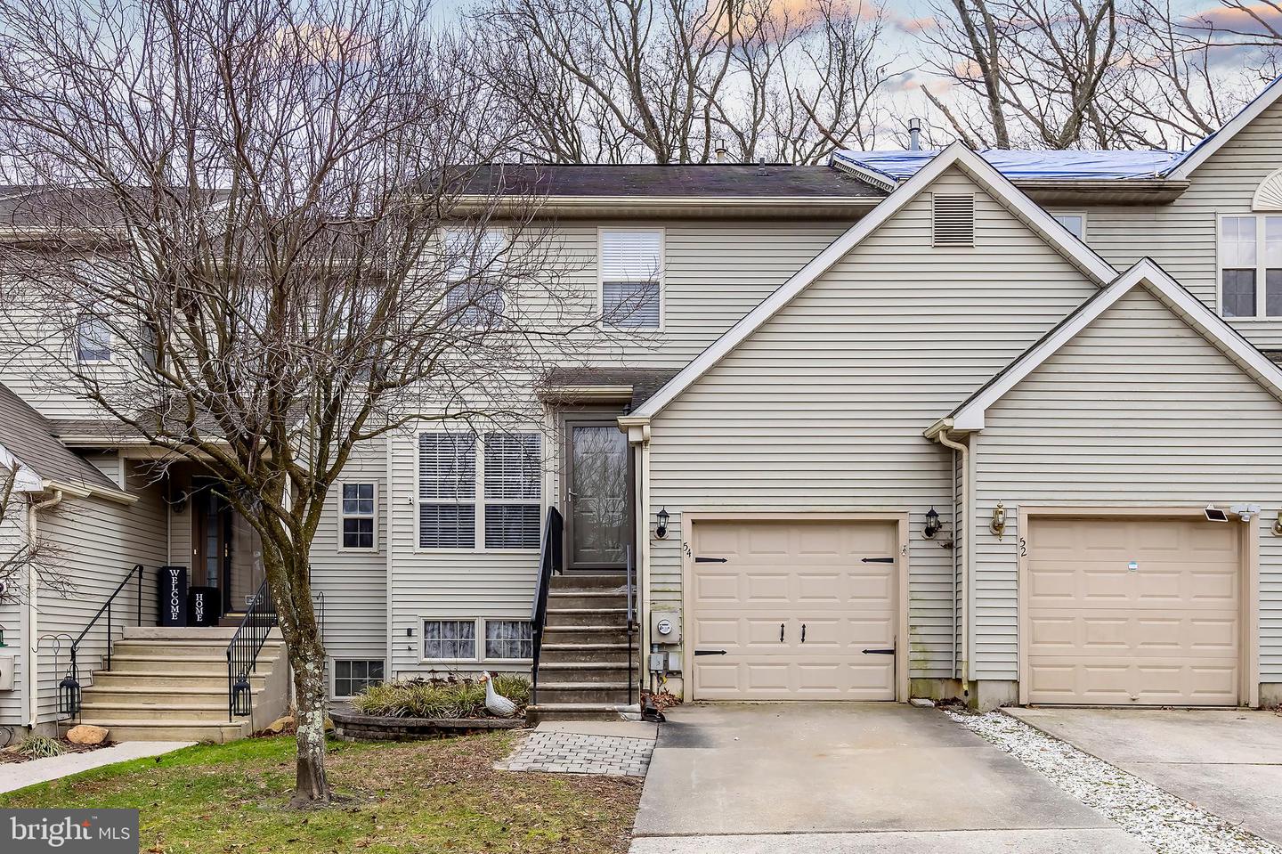 54 Woodstream Court