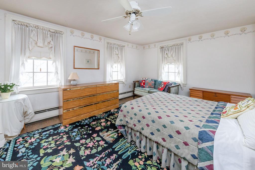 118 Bridgeton Pike