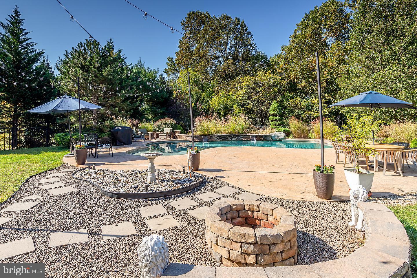 117 Juniper Dr
