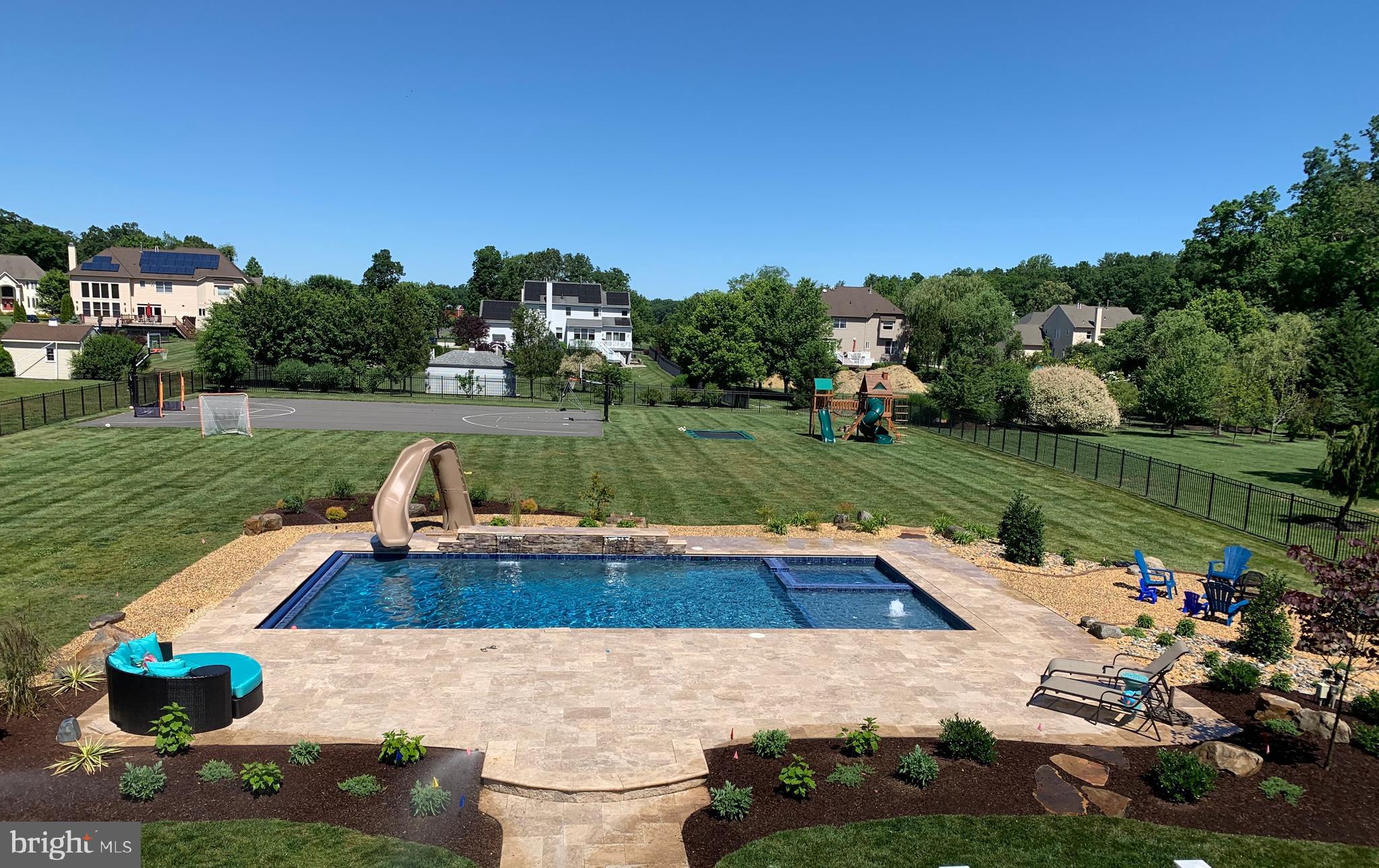 307 Belmont Ct