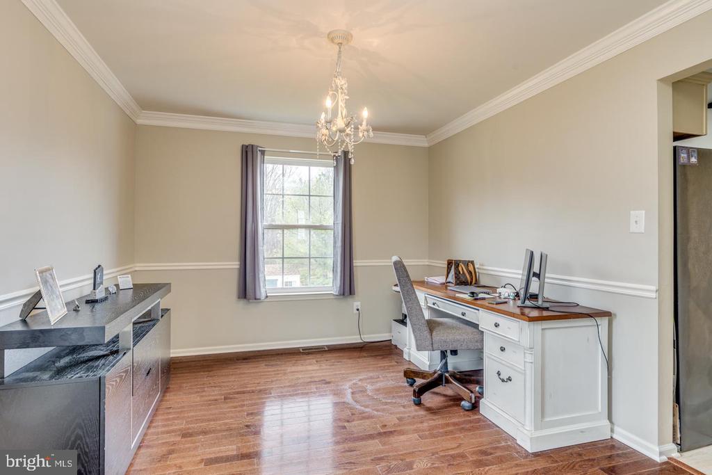 27 TURTLE CREEK DRIVE