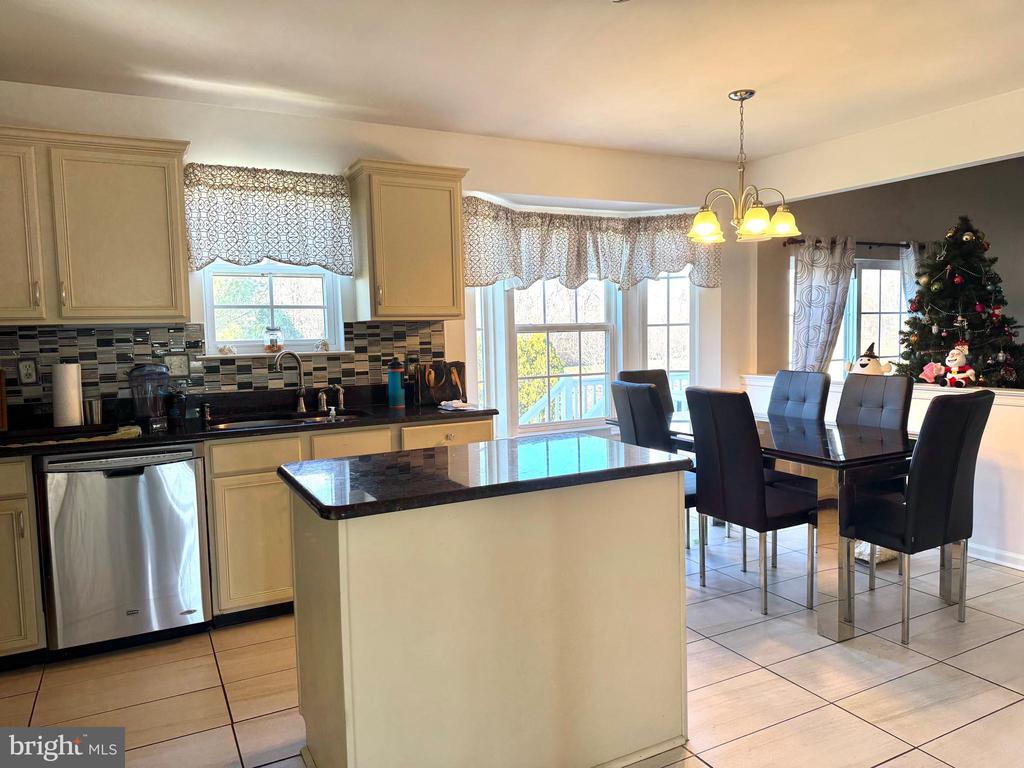 27 TURTLE CREEK DRIVE