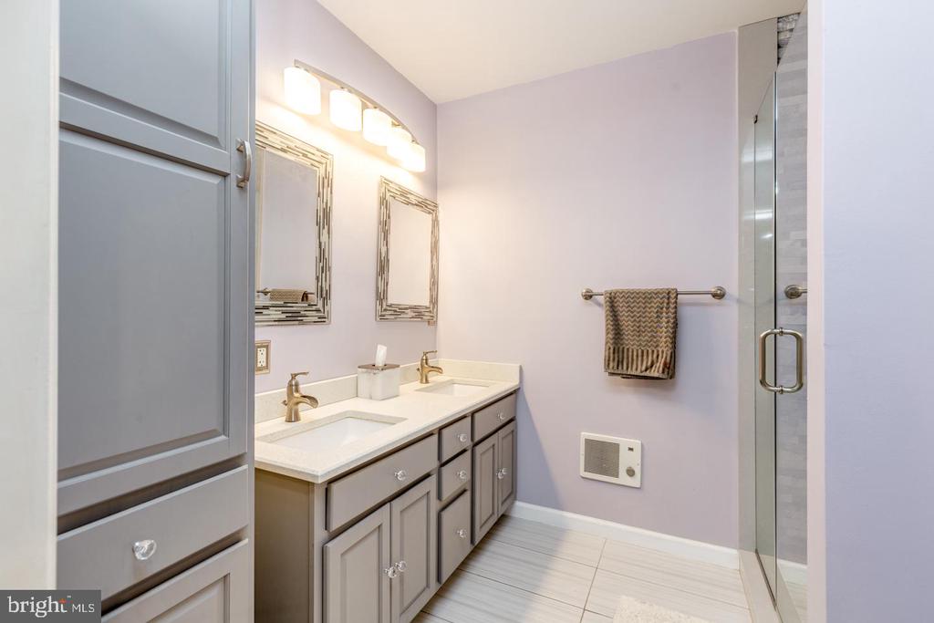 27 TURTLE CREEK DRIVE