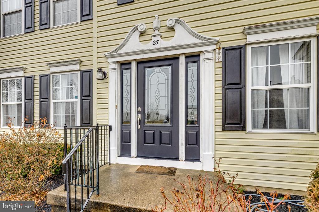 27 TURTLE CREEK DRIVE