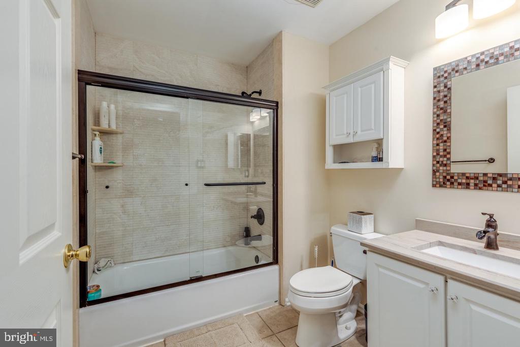27 TURTLE CREEK DRIVE
