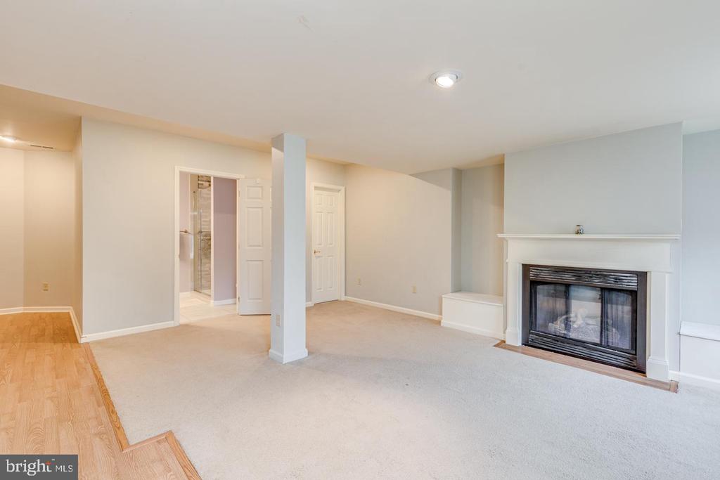 27 TURTLE CREEK DRIVE