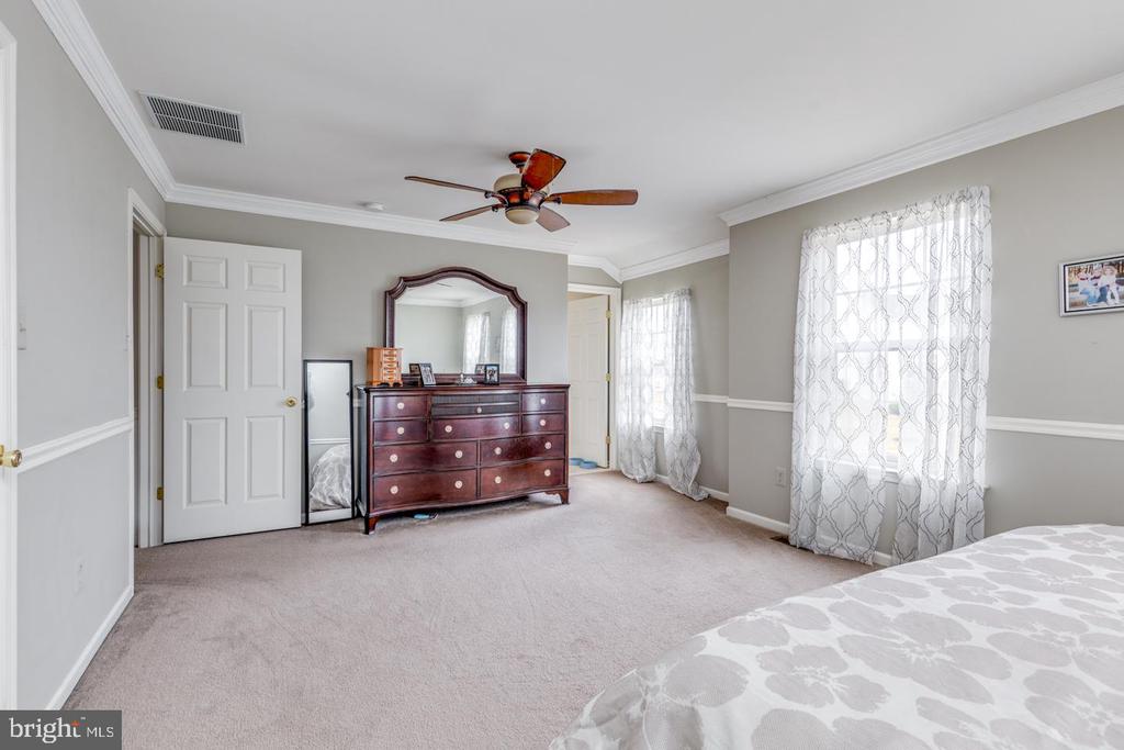 27 TURTLE CREEK DRIVE
