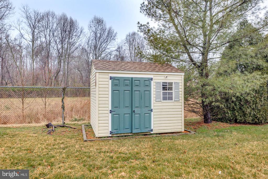27 TURTLE CREEK DRIVE