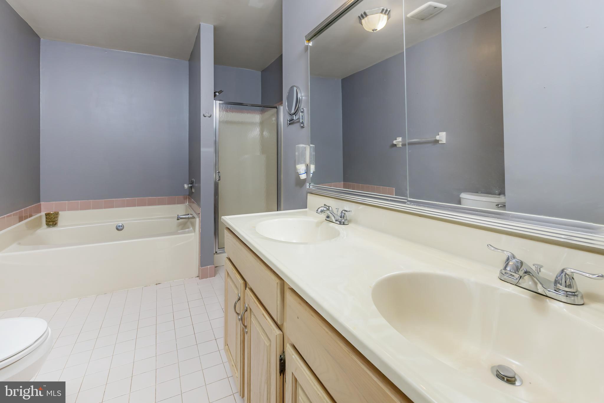 13 Winterberry Ct