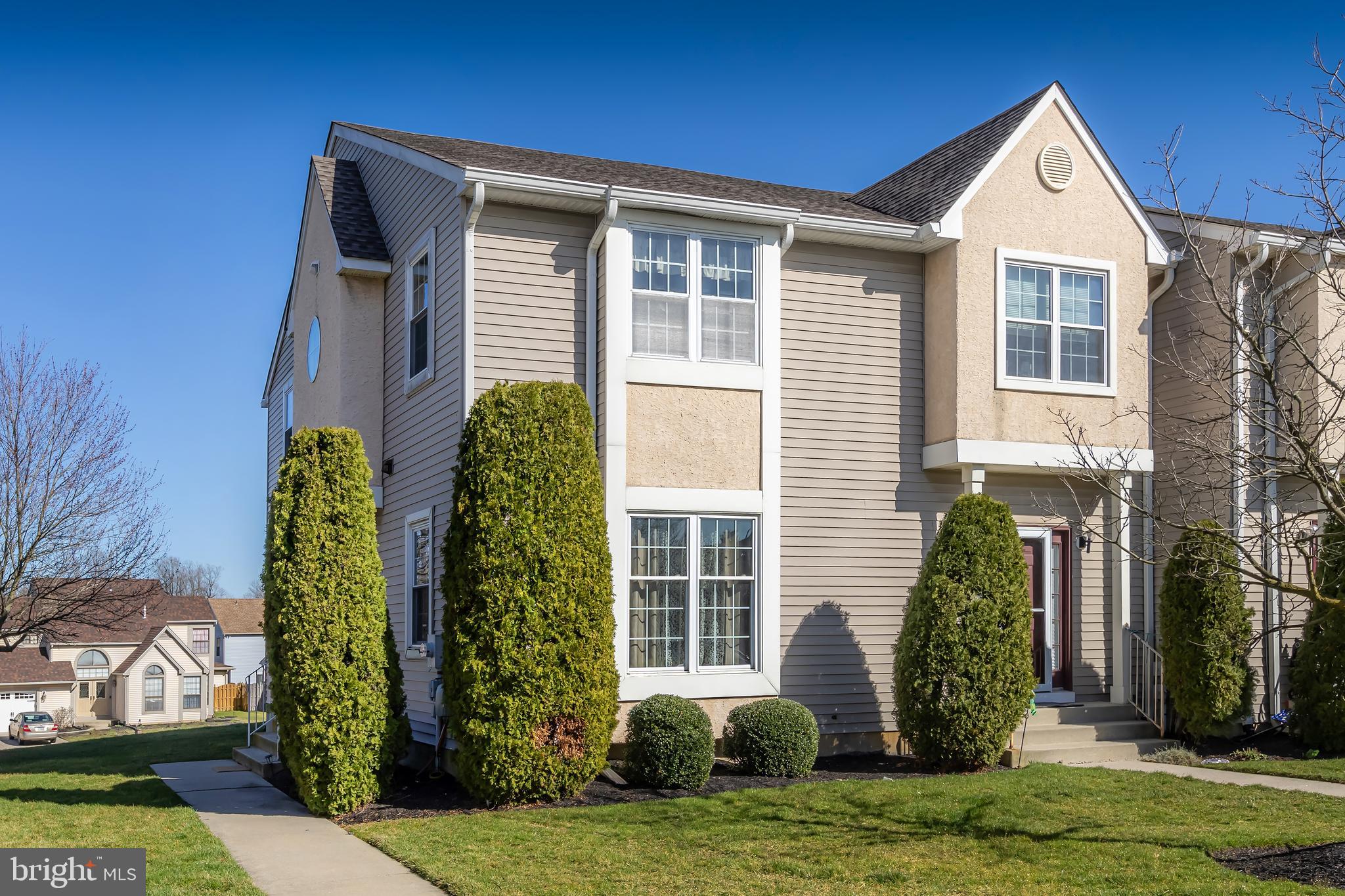 13 Winterberry Ct