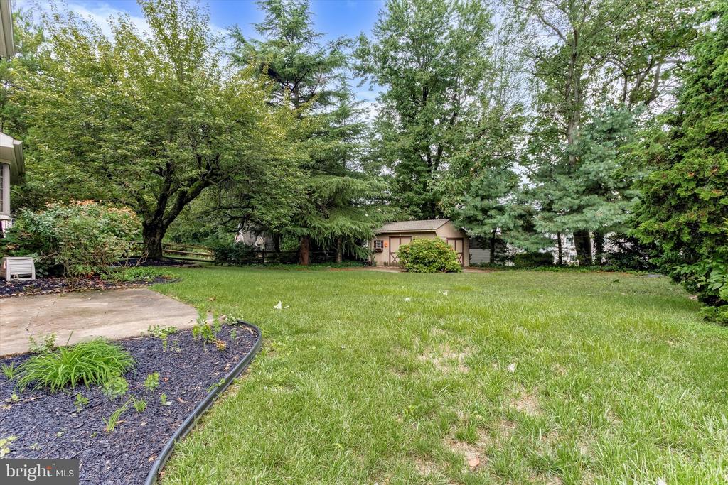 928 DONCASTER DRIVE