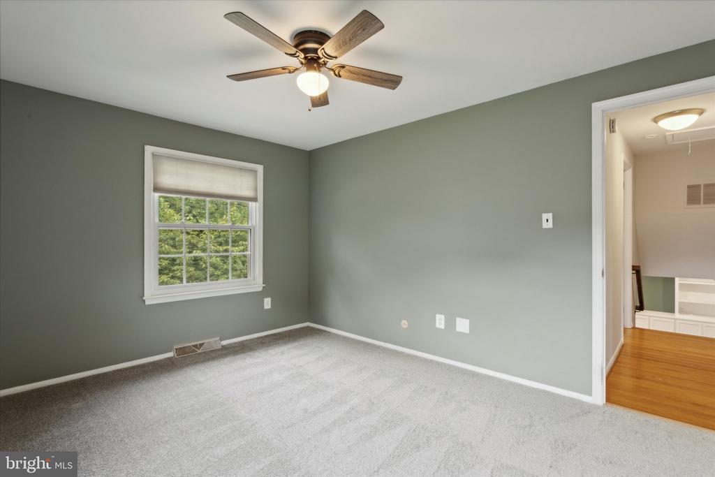 928 DONCASTER DRIVE