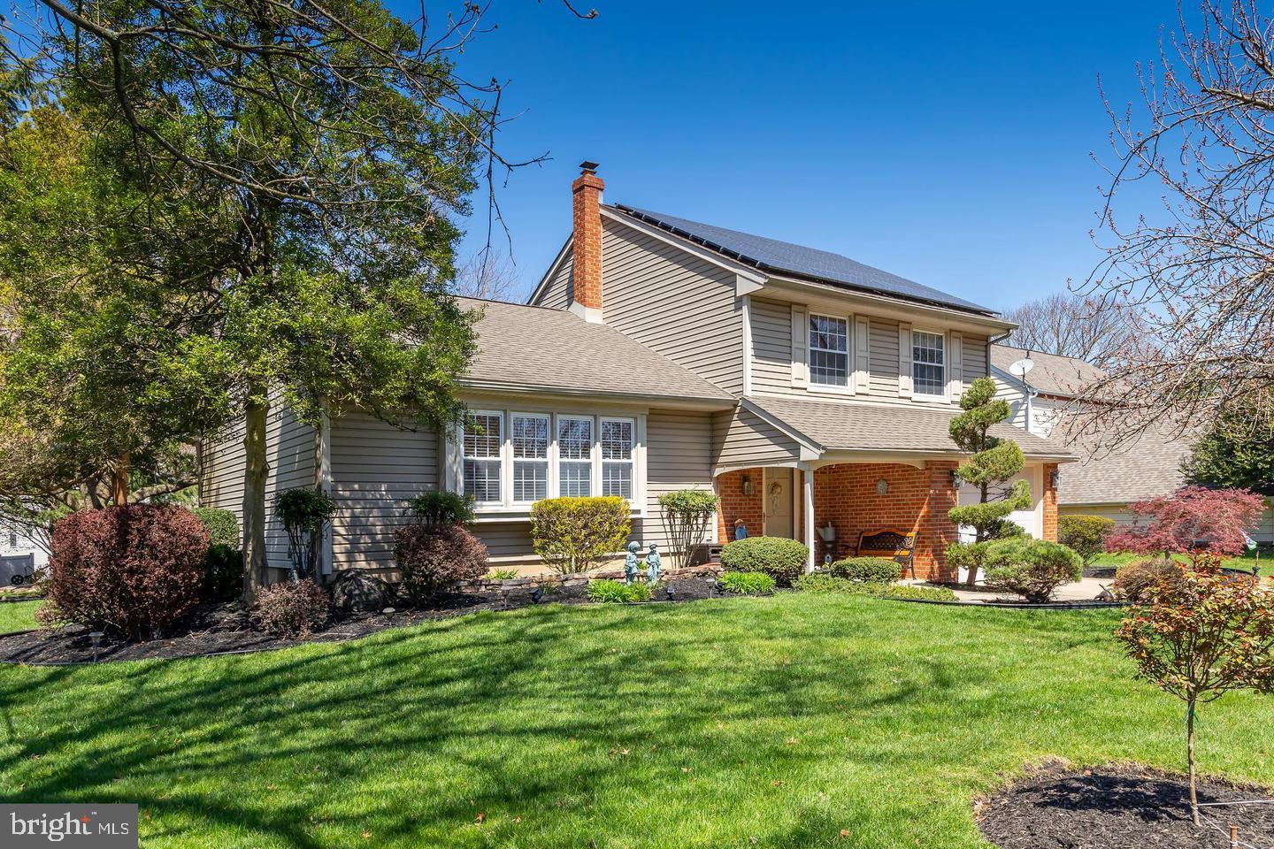928 DONCASTER DRIVE