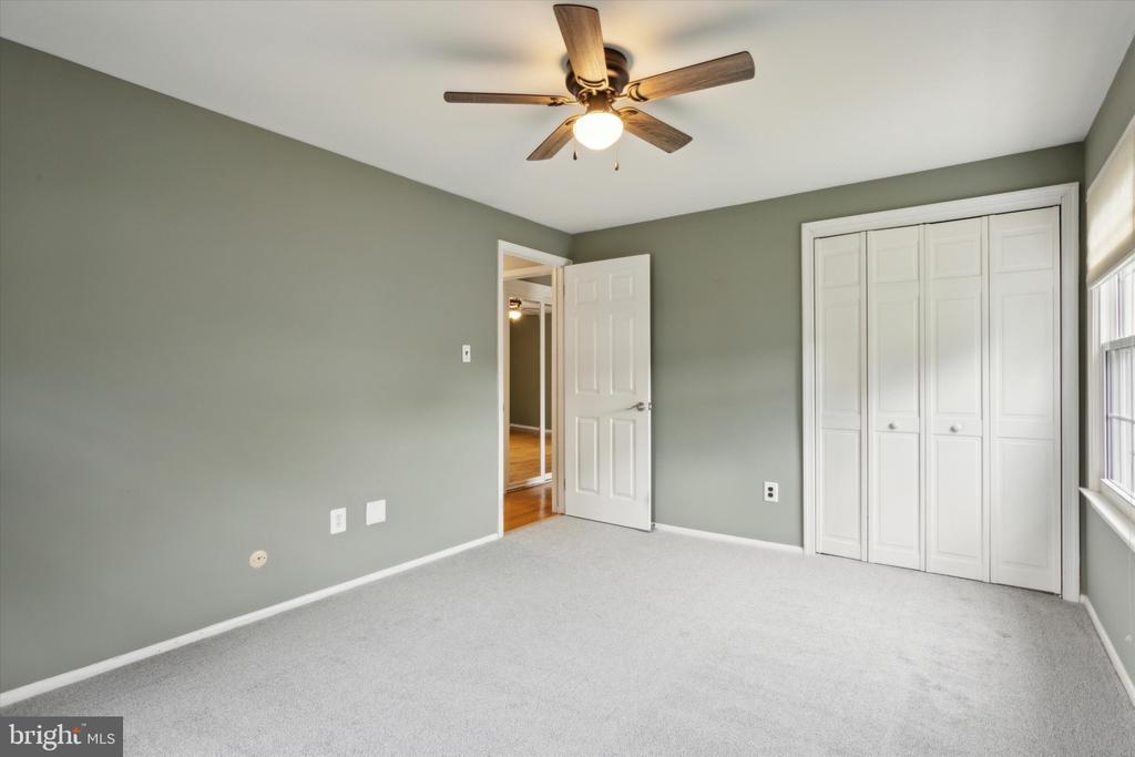 928 DONCASTER DRIVE