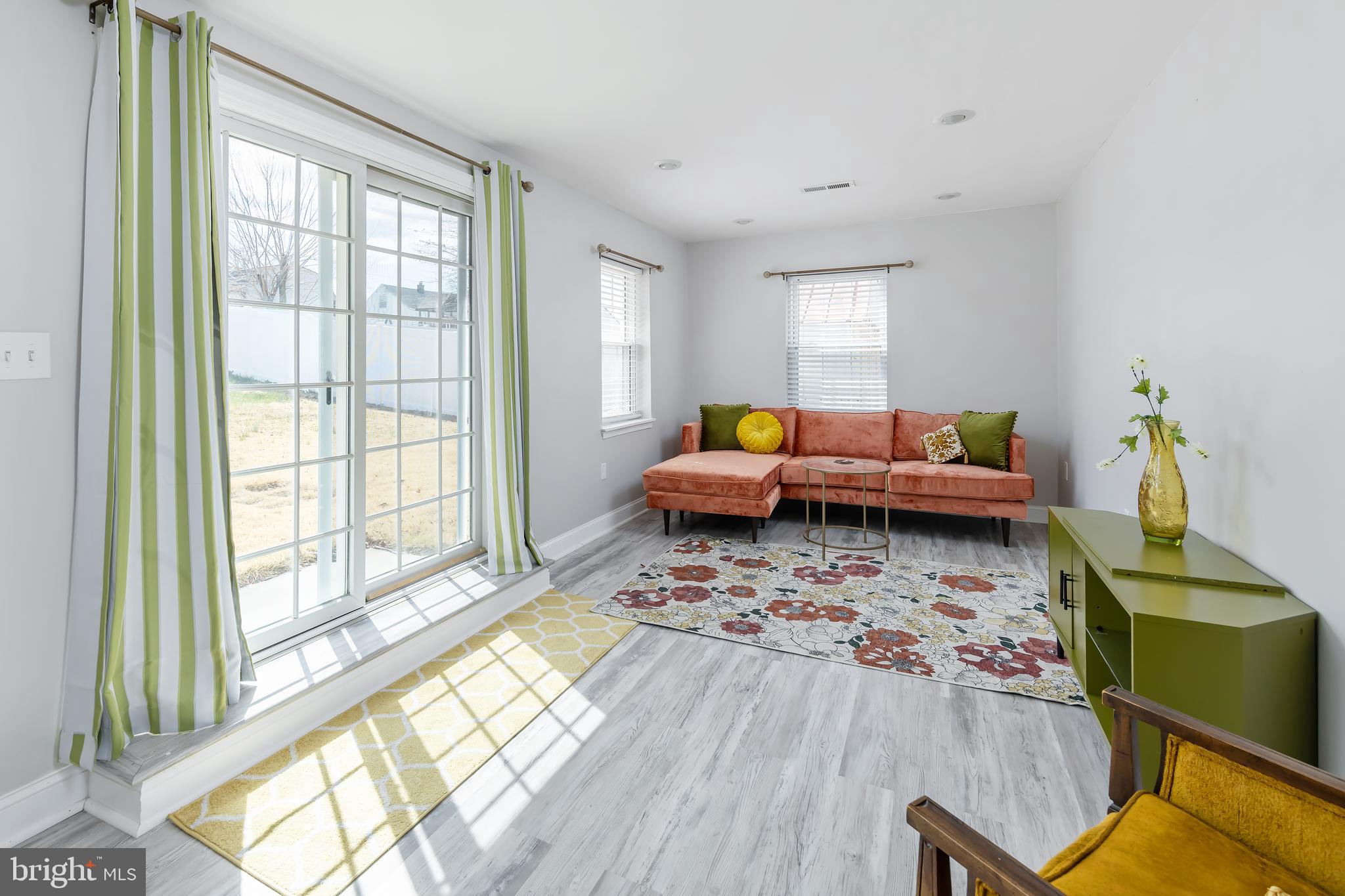 324 Haverford Ave