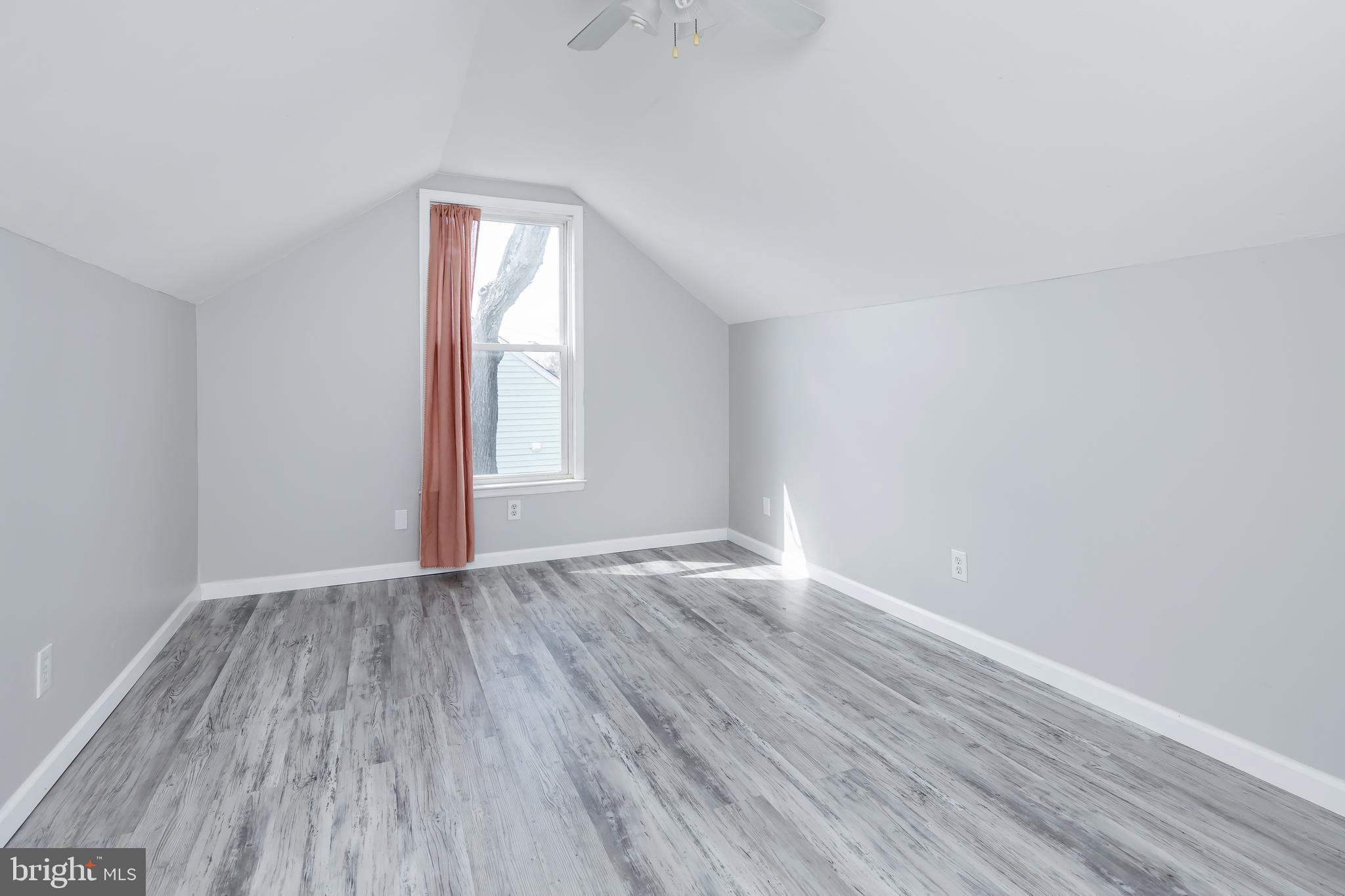324 Haverford Ave