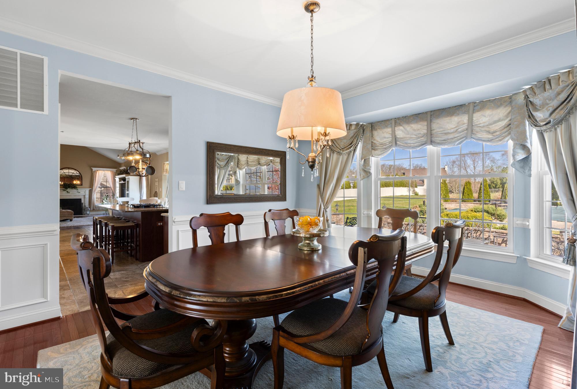 303 Sugar Bush Ct