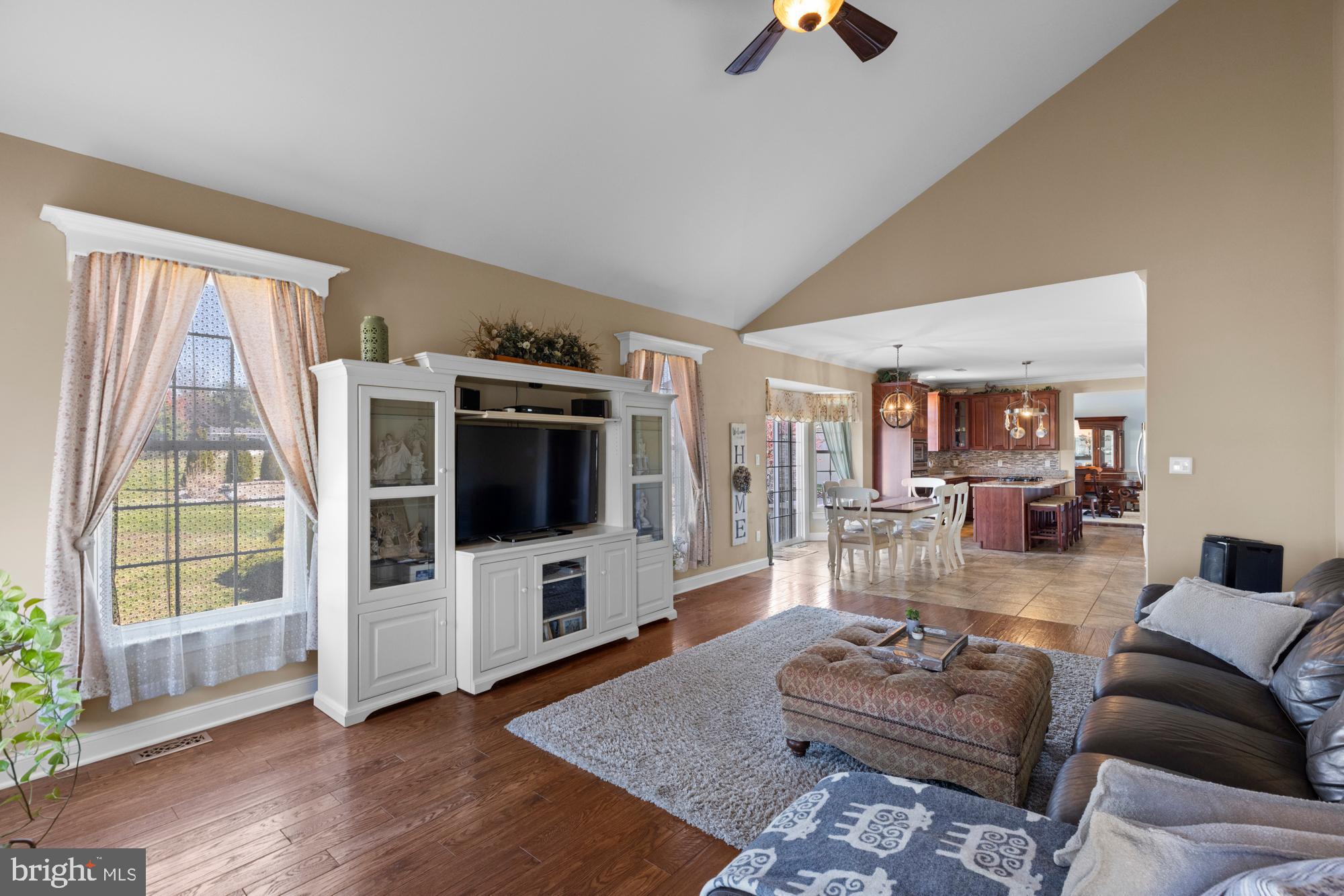 303 Sugar Bush Ct