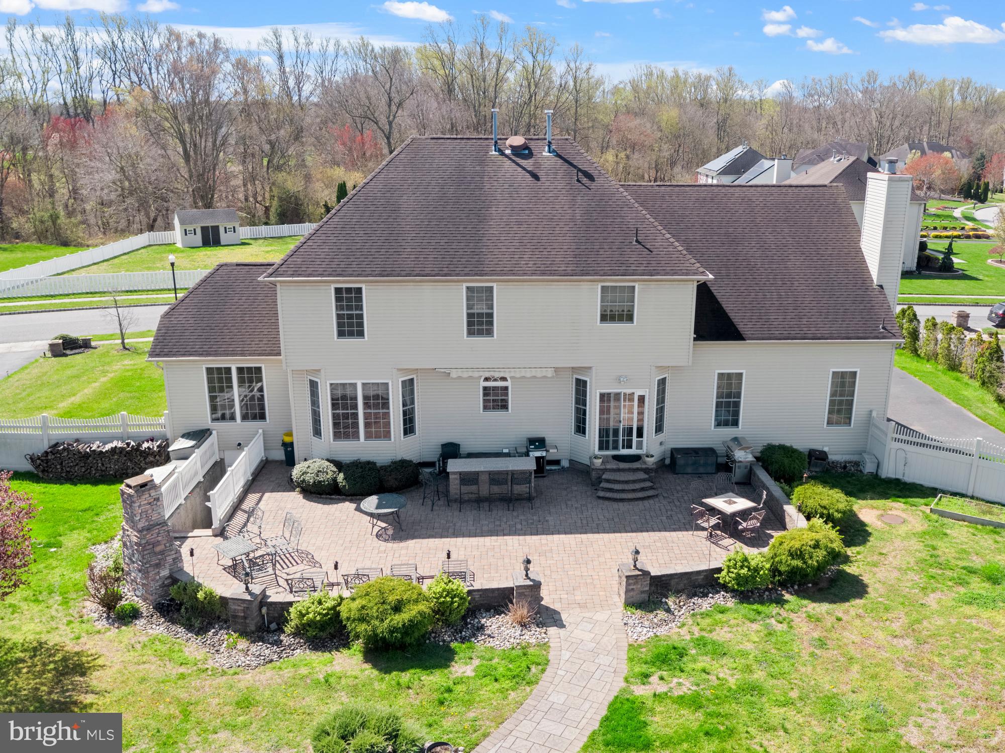 303 Sugar Bush Ct
