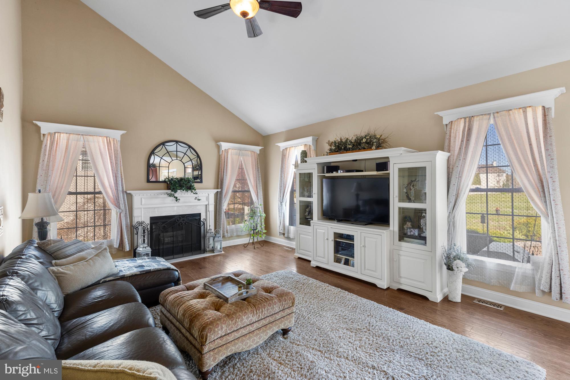 303 Sugar Bush Ct