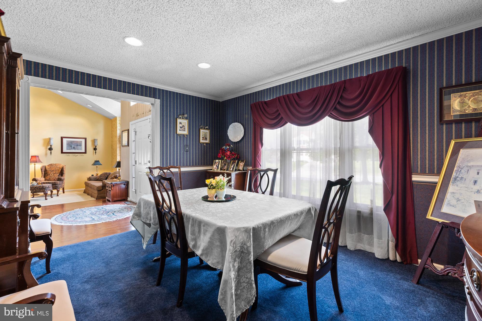 1406 Swan Ln