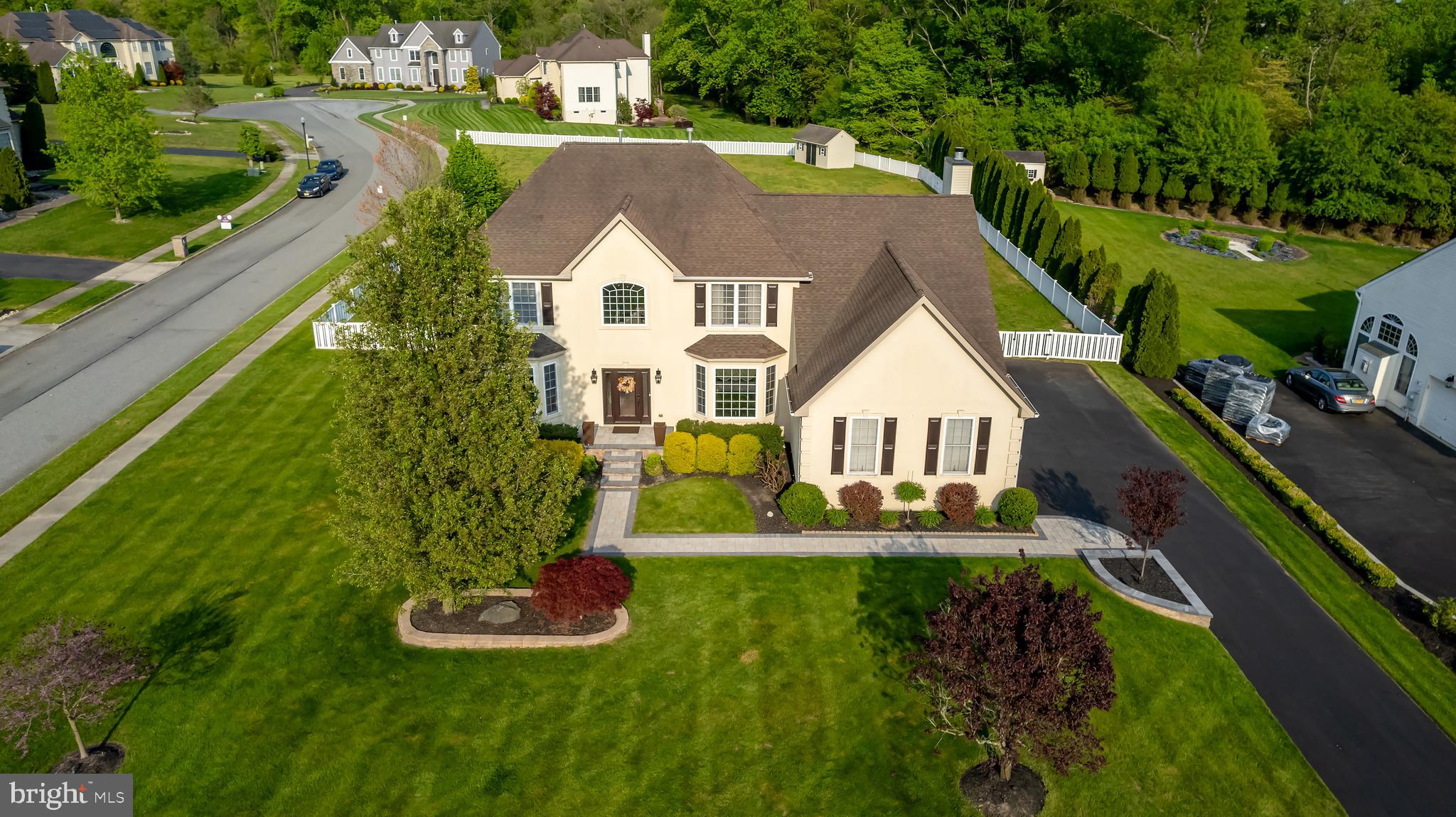 118 Juniper Dr