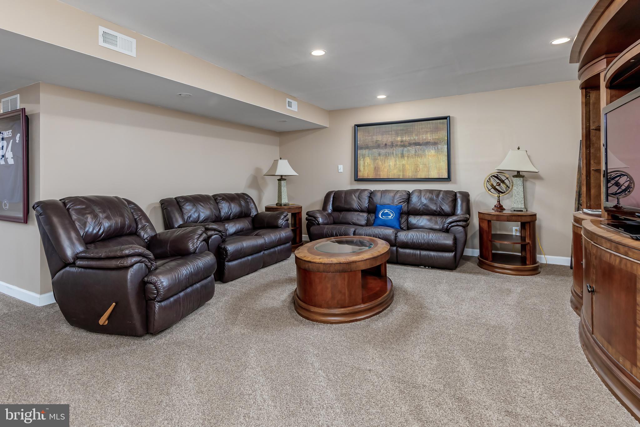 118 Juniper Dr