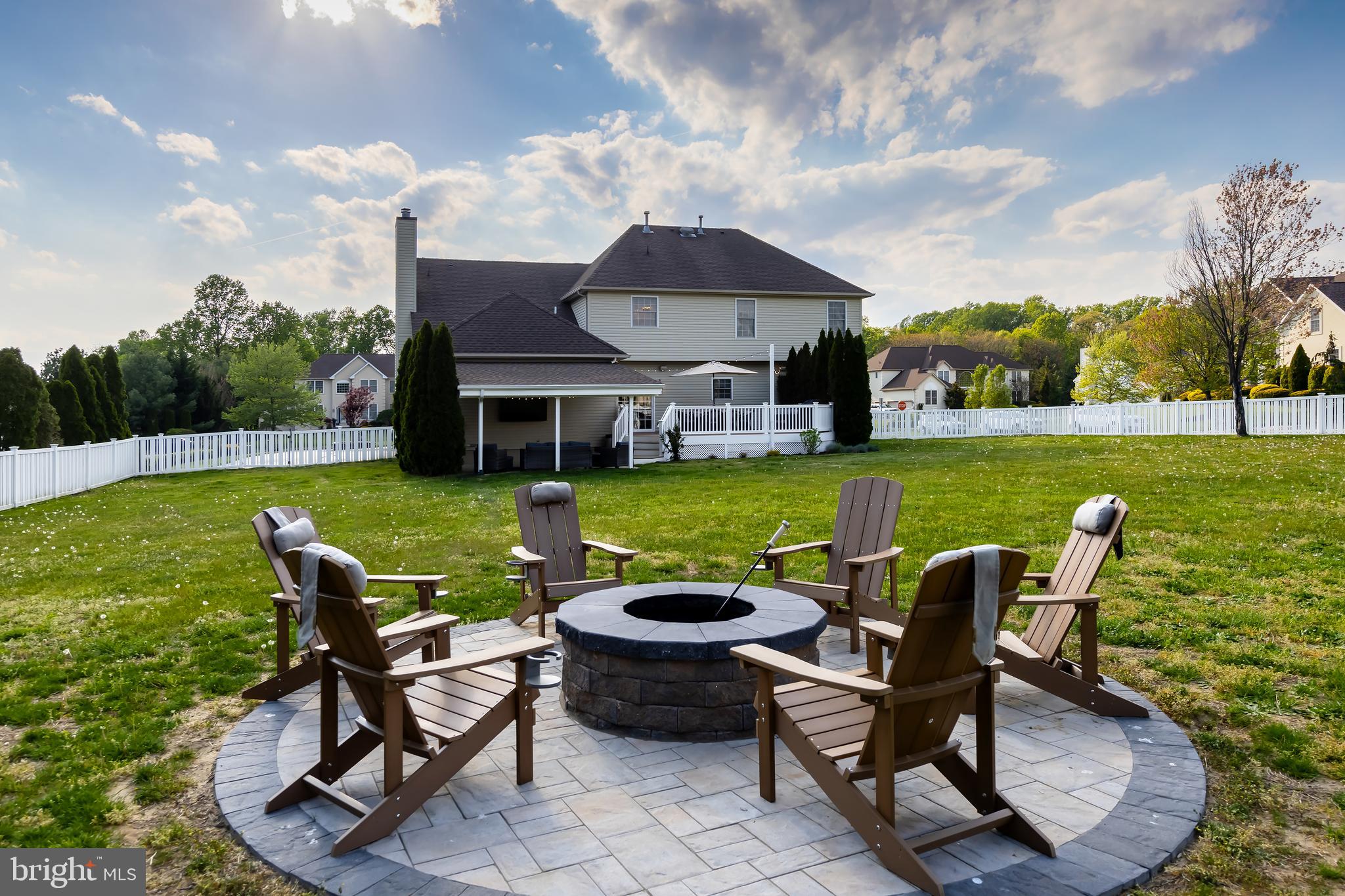 118 Juniper Dr