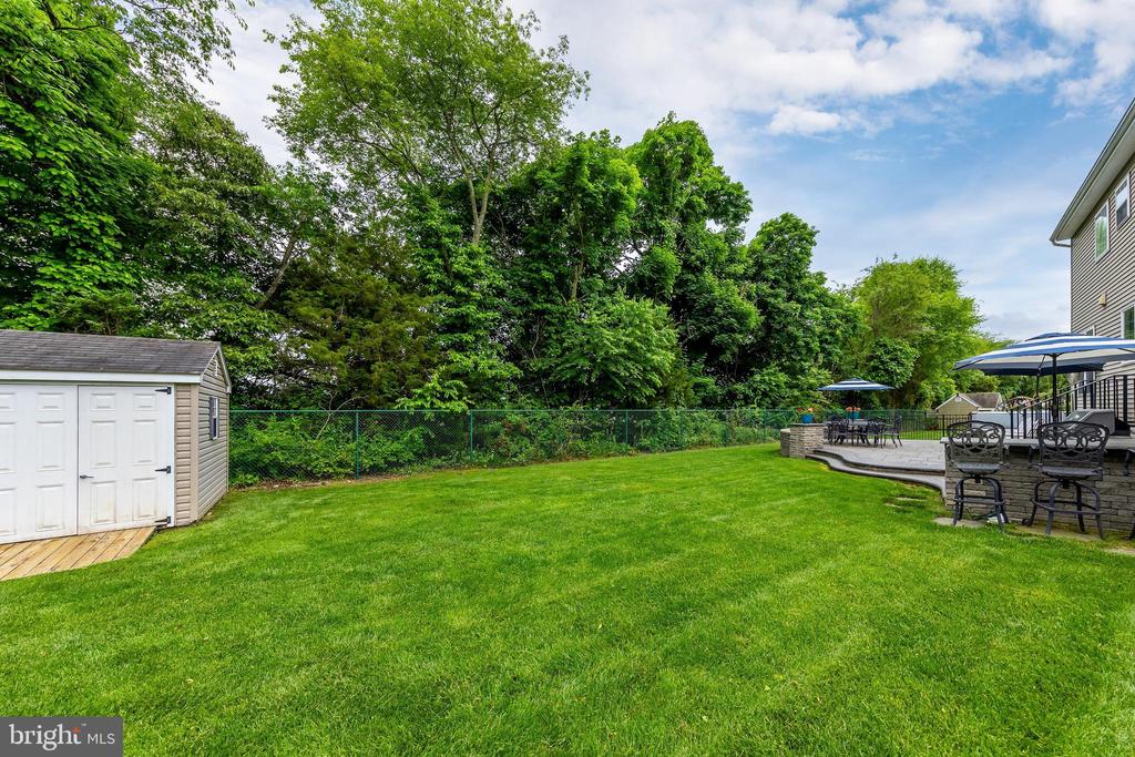 624 Bainbridge Dr