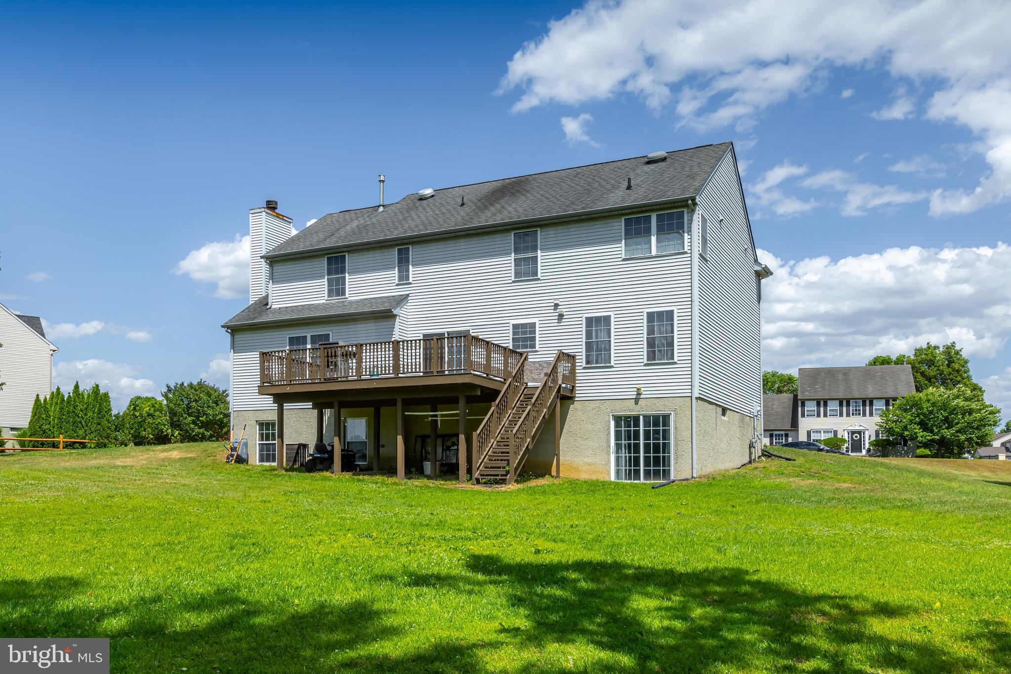 29 LAKE NARRATICON DRIVE
