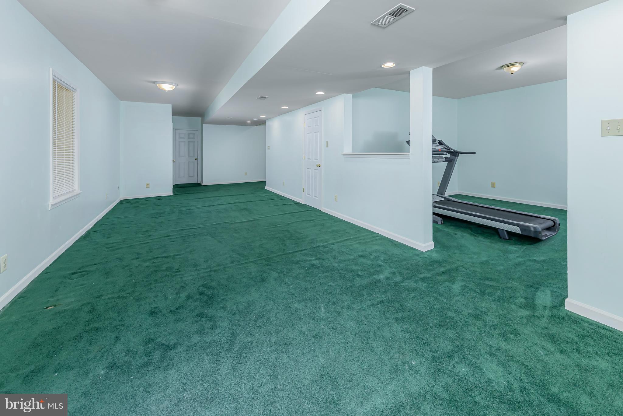 29 LAKE NARRATICON DRIVE