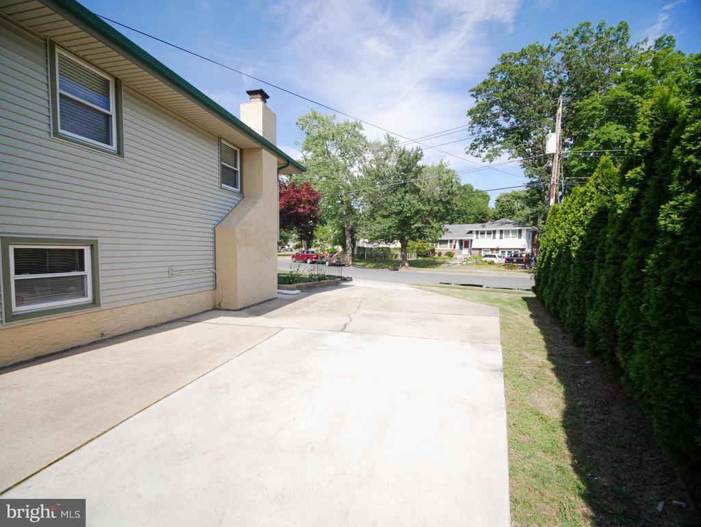 50 HOLLY DRIVE