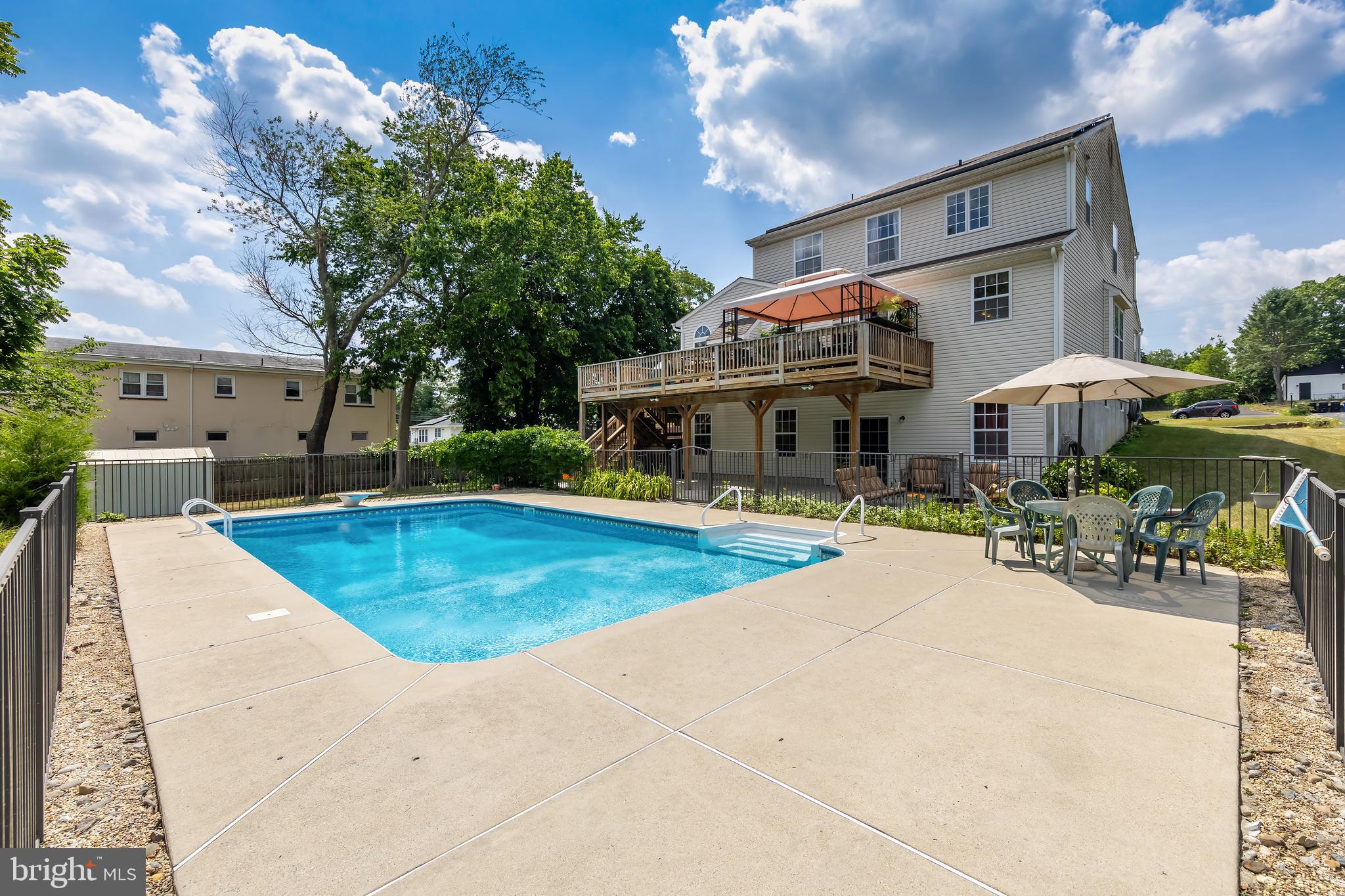 105 Wilson Ave