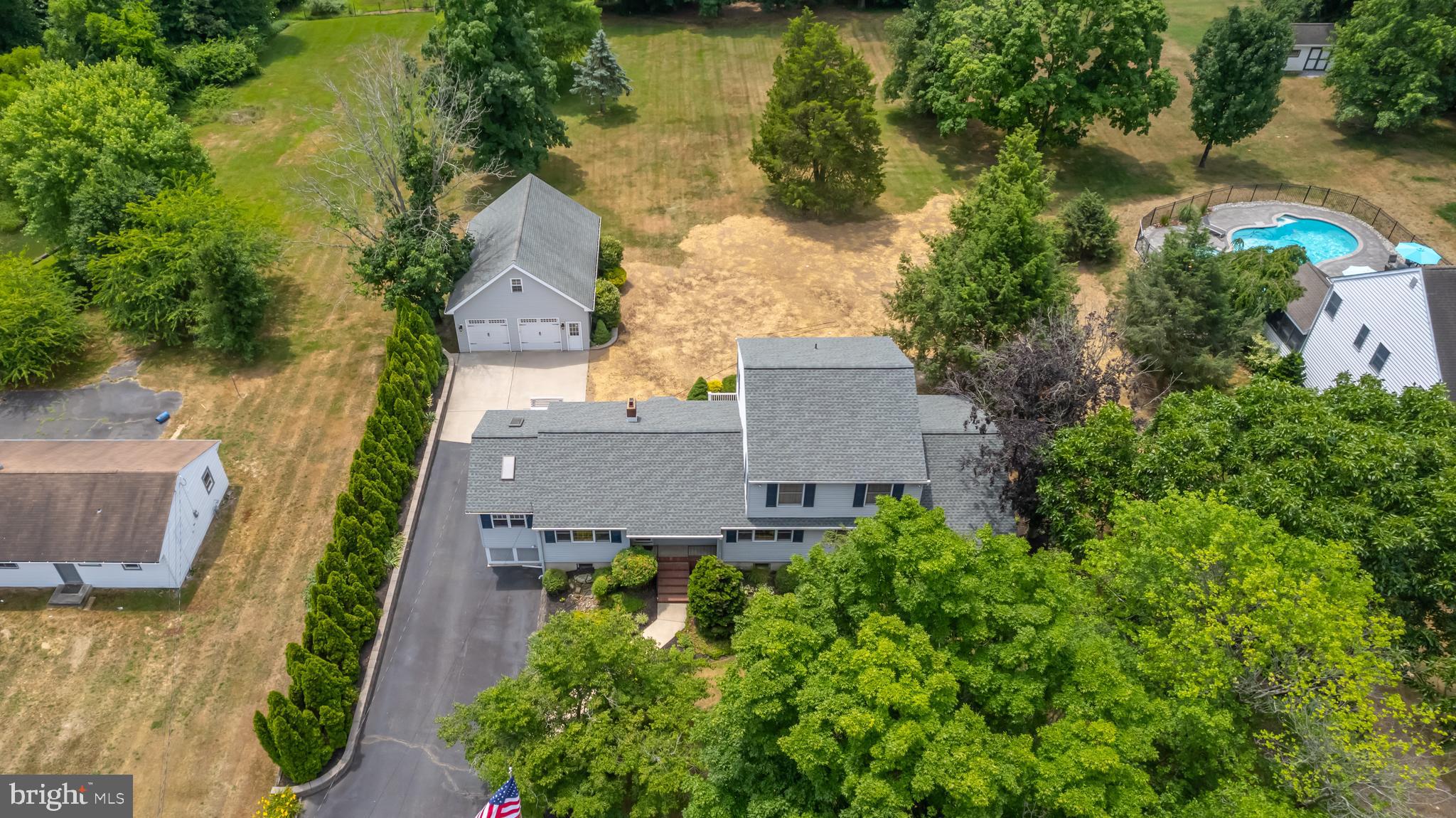 426 Bishop Rd