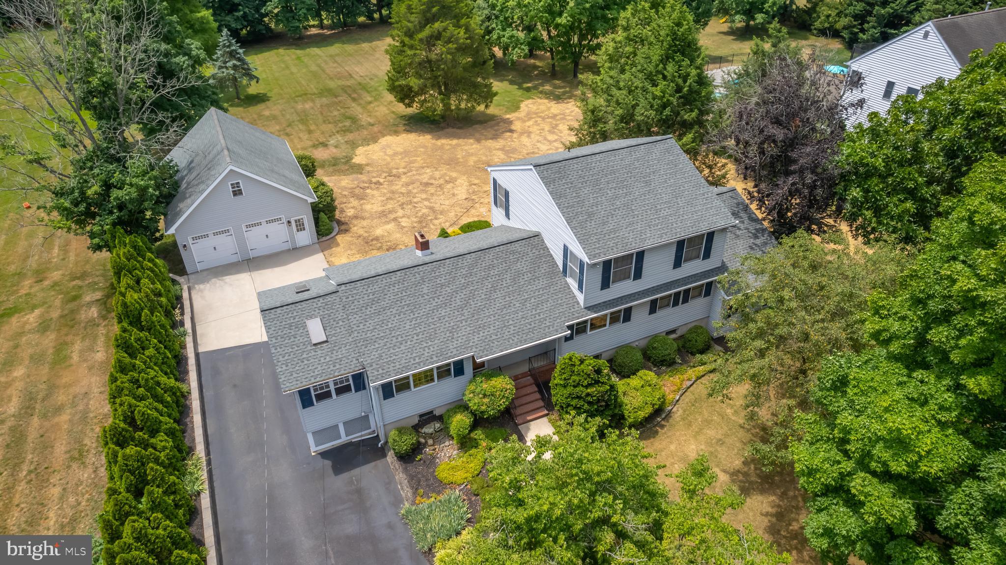 426 Bishop Rd